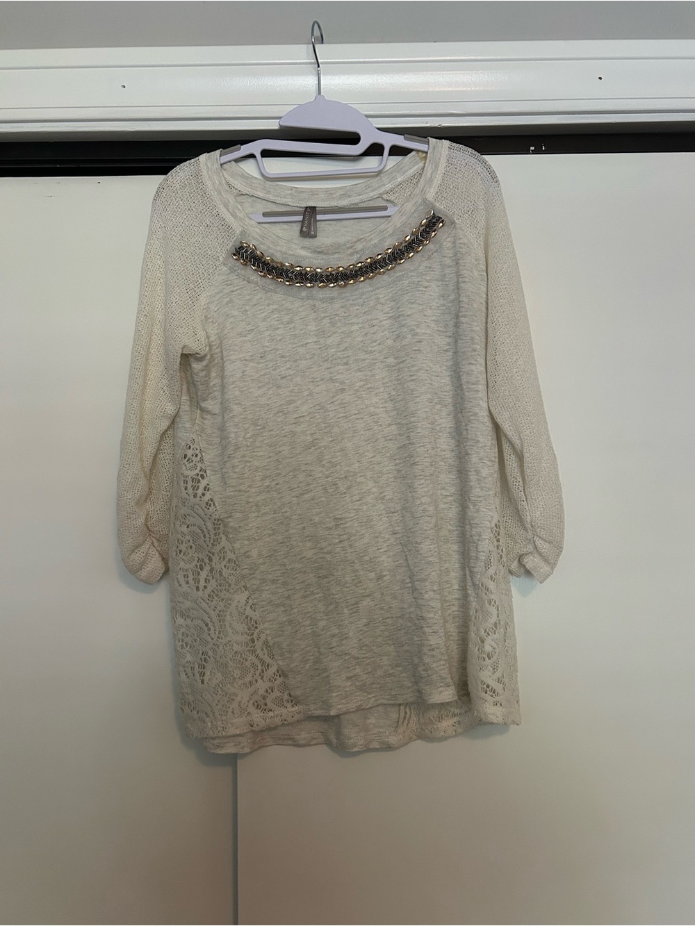 Vanity Beaded-Neck Cream Lace Sleeve Women's Top